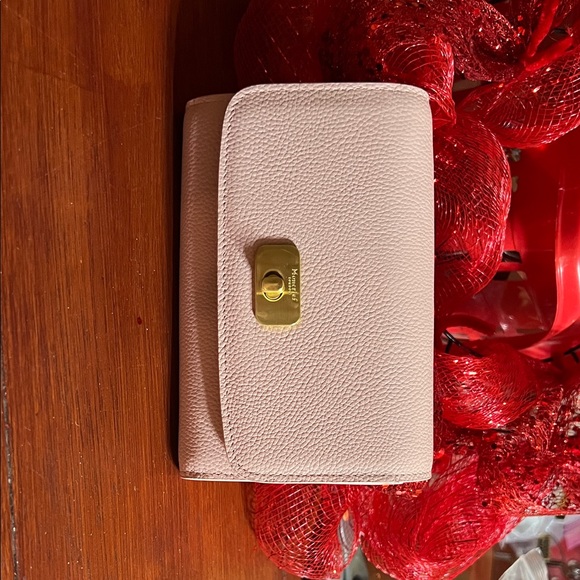 Moncrief Handbags - Elegant Blush Wallet with Gold Accent